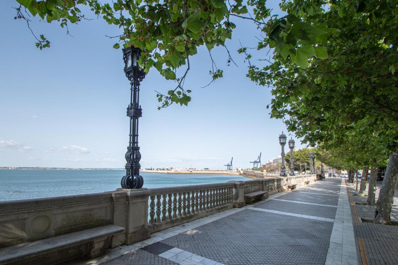 Apartamento El Meridiano De กาดิซ ภายนอก รูปภาพ