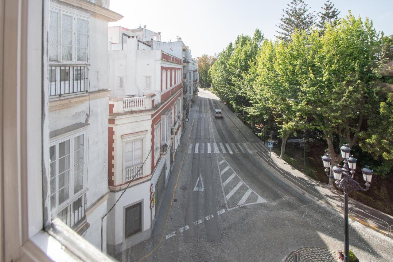 Apartamento El Meridiano De กาดิซ ภายนอก รูปภาพ